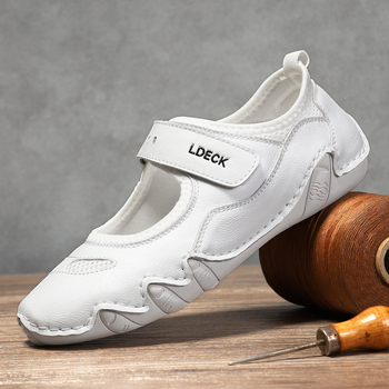 Női sportos-casual cipő pigskin + szintetikus bőr + textil felsővel; elasztikus pántos zárás; kerek orr; PU talp; gumírozott külső talp