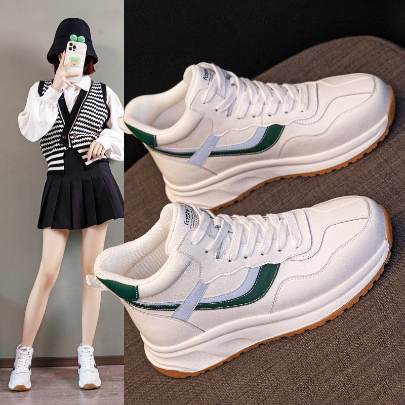 Női valódi bőrből készült sportcipő, magasított felsőrésszel, fleece belsővel, fűzős zárás, vastag talp