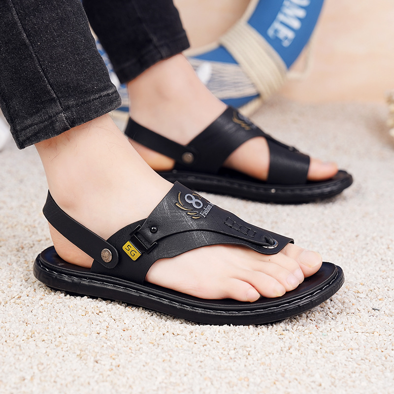 Muške japanke za plažu – stylish, otvoreni prsti; Gornji materijal: koža od mikrovlakana; Peta: poliuretan; Konstrukcija potplata: injekcijsko kalupljenje; Spol: Muškarac