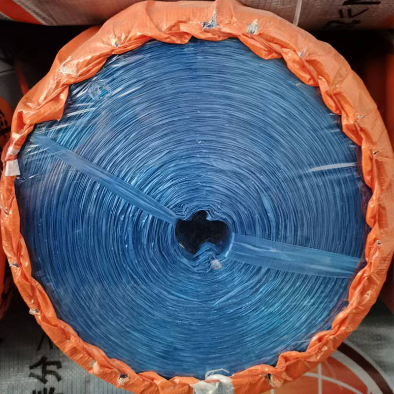 Monofilament din polipropilenă pentru ambalare, lungime 1750 m, lățime 4 cm, rezistență la rupere 13–22 kg