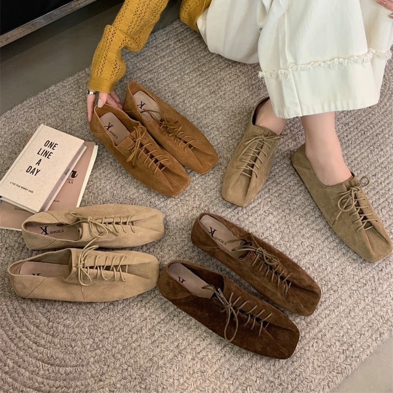 Ženske kožne loaferice s remenom, mek pod, niski pet 1–3 cm, kvadratni nos, korejski stil, jesen 2024