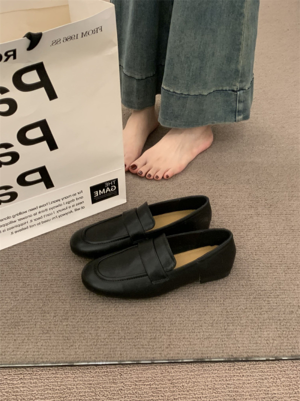 Ploške cipele Slip-On, gornji dio od umjetnog pliša, gumena podstava, niski potpetica, korejski stil (Kritične specifikacije: Slip-On; umjetni pliš; gumena podstava; niski potpetica; korejski stil)