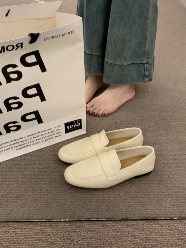 Ploške cipele Slip-On, gornji dio od umjetnog pliša, gumena podstava, niski potpetica, korejski stil (Kritične specifikacije: Slip-On; umjetni pliš; gumena podstava; niski potpetica; korejski stil)