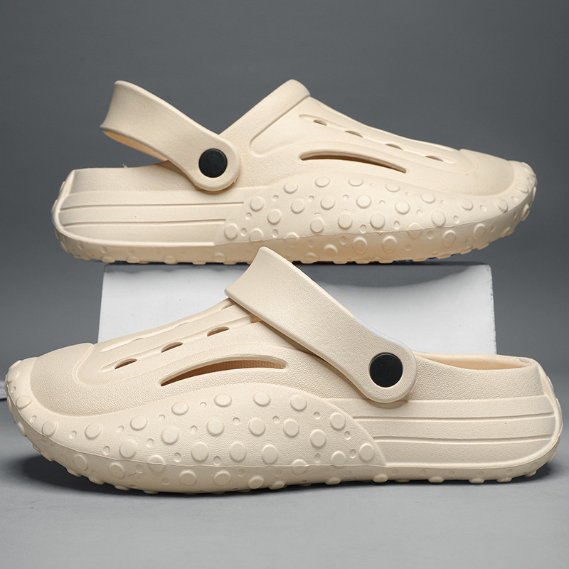 Férfiak számára készült, lélegző EVA papucs lyukakkal, vastag talppal a magasság növeléséért, sportos stílus, injektált talp