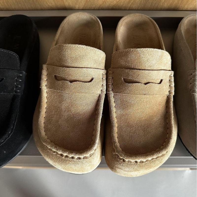 MADEEXTREME muški slip-on loaferi od velura, casual stil, gornji dio od kože prvog sloja, gumeni potplat, povećanje visine, zatvaranje jednim pokretom, ljeto 2025