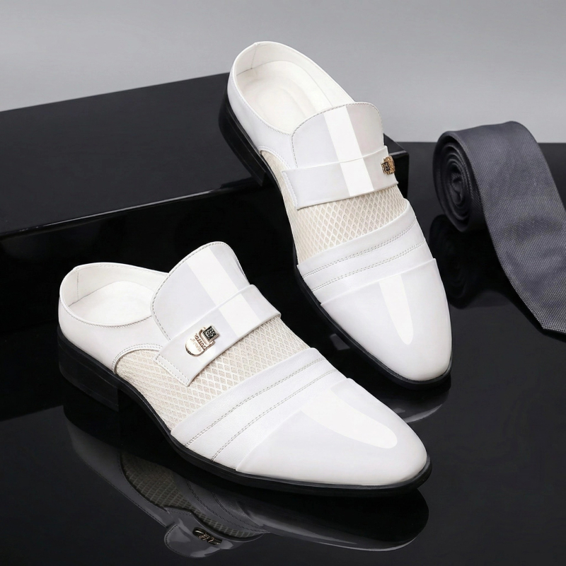 Férfi casual üzleti cipő hegyes orrú, felső része szintetikus bőr, talpa gumi, slip-on záródás