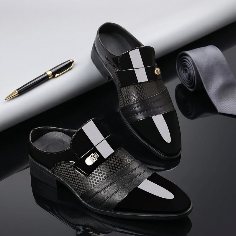 Férfi casual üzleti cipő hegyes orrú, felső része szintetikus bőr, talpa gumi, slip-on záródás