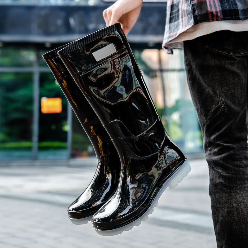 Uniszex vízálló esőcsizma, négy évszakos, magas szárú, PVC felső rész, meleg műszál bélés, csúszásmentes talp