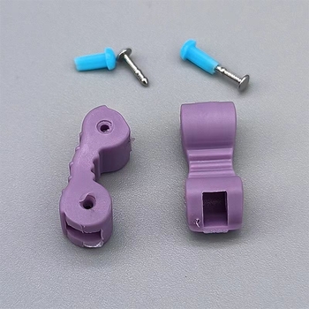 Panta, silikon materijal, model 101, kopča u obliku I, proljeće 2025 izdanje