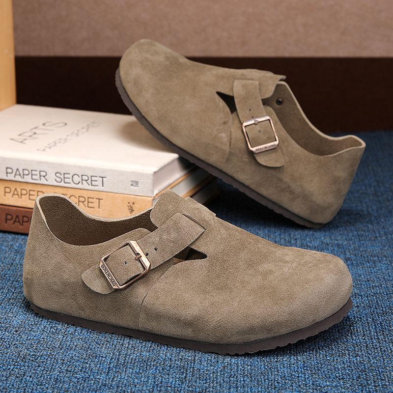 Zimske papuče u Birkenstock stilu sa zatvorenim stražnjim dijelom, gornji dio od umjetne kože i EVA potplat, izlazak jeseni 2025