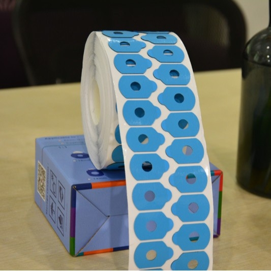 Uređaj za obradu ruba leće naočala s dvostrano ljepilnom trakom, anti-slip vodilica, rola 1000 kom., IXPE pjena + ljepilo 3M, branda 3T