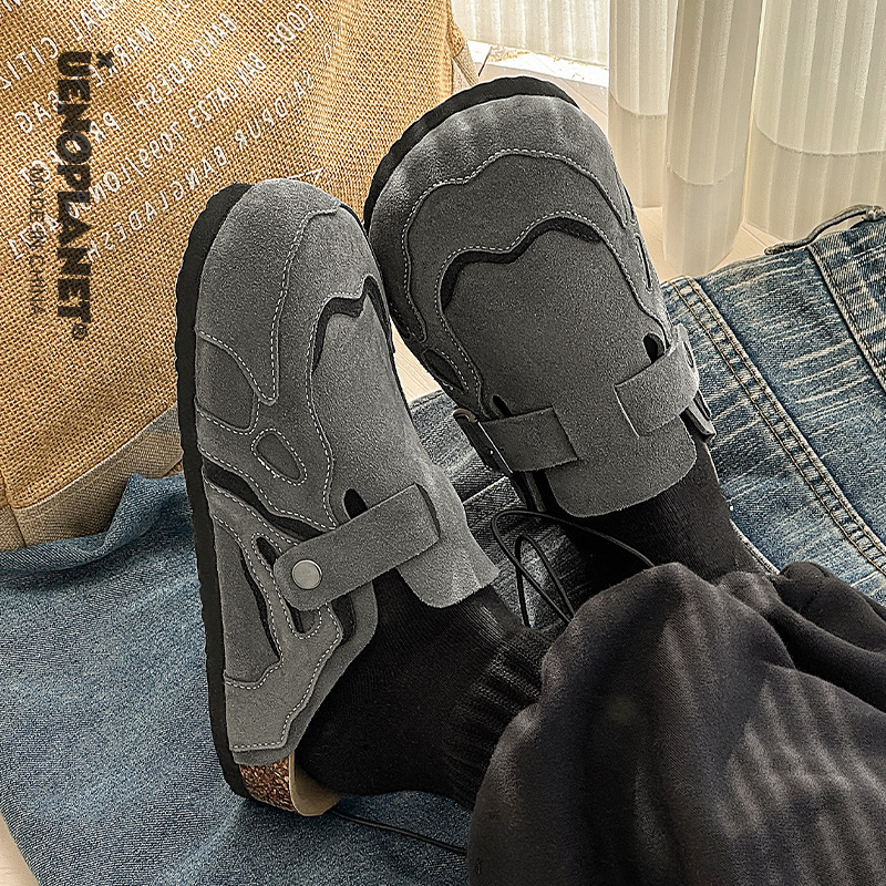 Muške sandale s nubuk gornjim dijelom, gumom Goodyear tehnologijom, dizajn s osmijehom, mladenački stil (Goodyear potplat; nubuk gornji dio; dizajn s osmijehom; za odrasle muškarce)