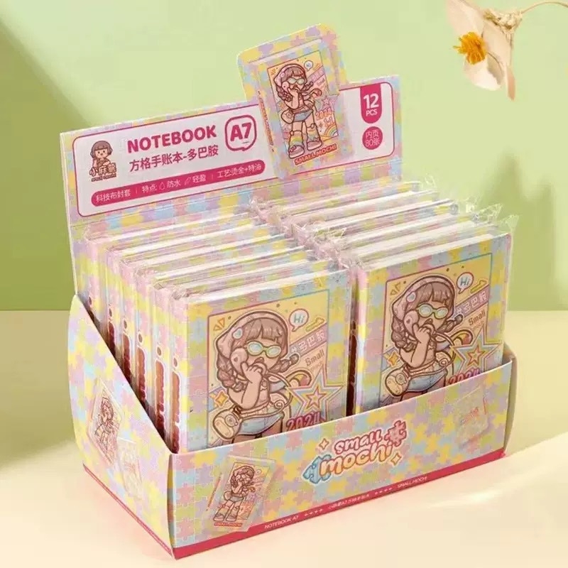 Zi yi — Kapibara karikatura Gashapon mehanizam bilježnica, spiralno uvezivanje, 50–100 stranica