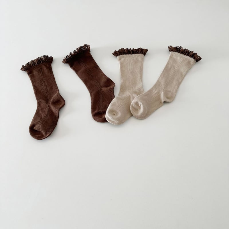 ChocoBerry dječje bezšivne čarape s čipkom, srednji tubus, 90% pamuk, 12–14 igala/3 cm