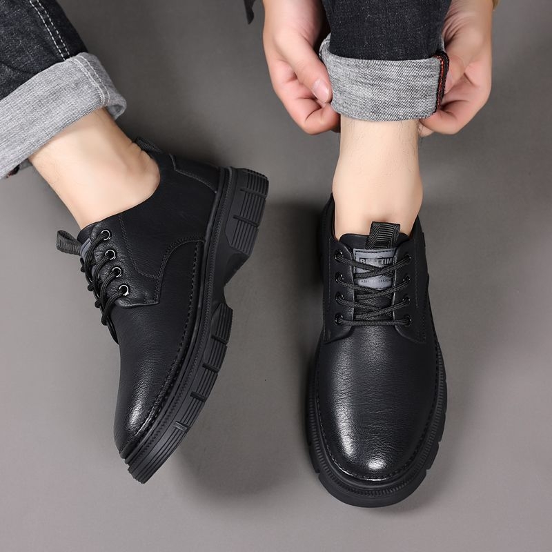 Muške cipele od split kože s mekanom potplatom za zimu — gornji dio split koža; potplata guma; ulošak PU; unutarnji materijal split koža; prozračné, lagane, protuklizne