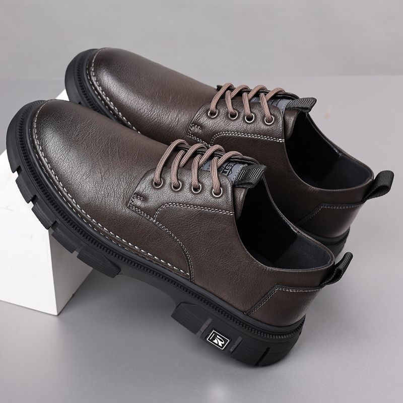 Muške cipele od split kože s mekanom potplatom za zimu — gornji dio split koža; potplata guma; ulošak PU; unutarnji materijal split koža; prozračné, lagane, protuklizne