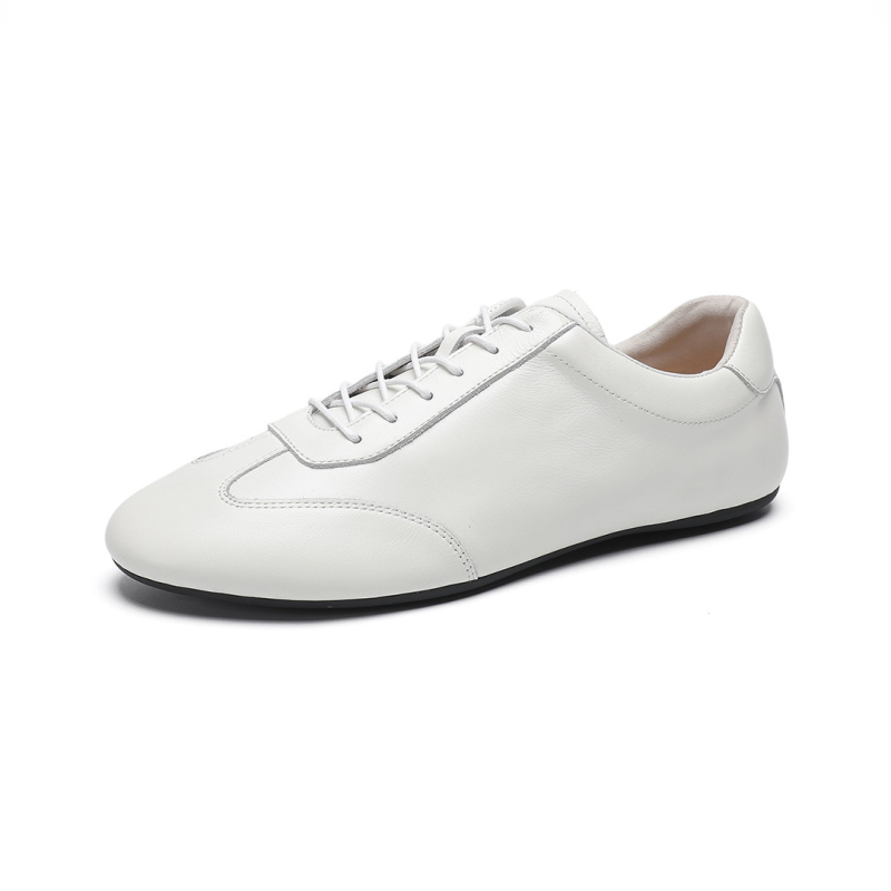 Muške kožne tenisice za poslovno-opušten stil — sve od kože; gornji dio: koža prvog sloja; ulošci: koža prvog sloja; potplat: guma; prst: zaobljen; visina pete: niska 1–3 cm; ljeto