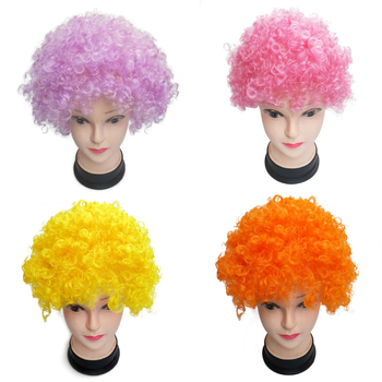 Περούκα κλόουν με κοντό σγουρό μαλλί σε καρτούν στυλ, με ίσια ή κεκλιμένη φράντζα, ίνες K Silk/P Silk, για οπαδούς ποδοσφαίρου και εορταστικά πάρτι