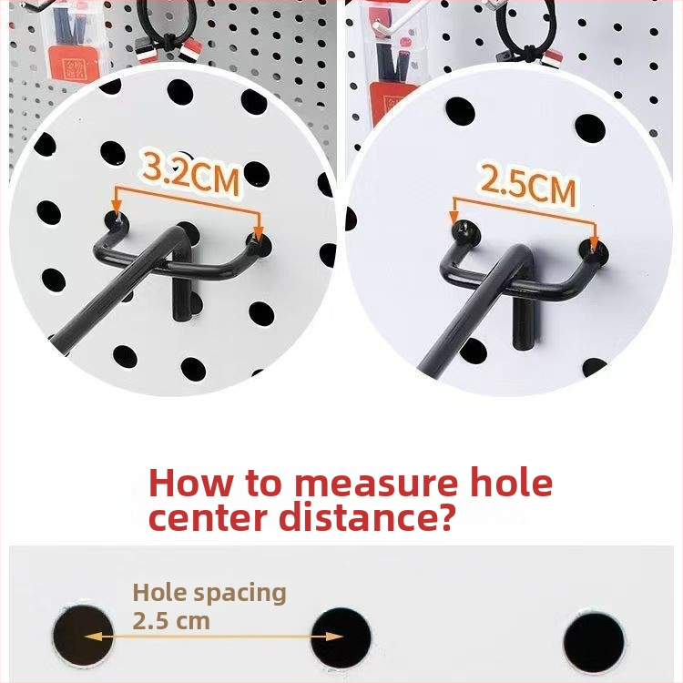 Nástenný vešiak na šiltovky a panel s háčikmi na displej, kovový, moderný minimalistický štýl, značka Refining process, uvedenie 2025.