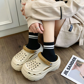 Papuci de plajă din EVA, stil Crocs, pentru femei | 7 cm creștere înălțime | antiderapante, antiodor | talpă turnată prin injecție