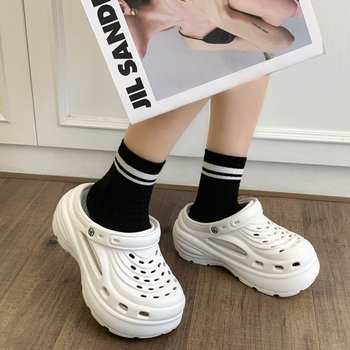 Papuci de plajă din EVA, stil Crocs, pentru femei | 7 cm creștere înălțime | antiderapante, antiodor | talpă turnată prin injecție