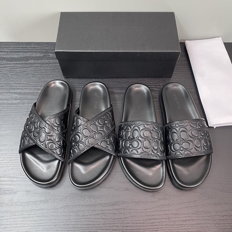 Valódi bőrből készült szandál reliefes felülettel, felső rész – tehénbőr, belső – báránybőr, gumitalp, hétköznapi, nyitott lábujjú