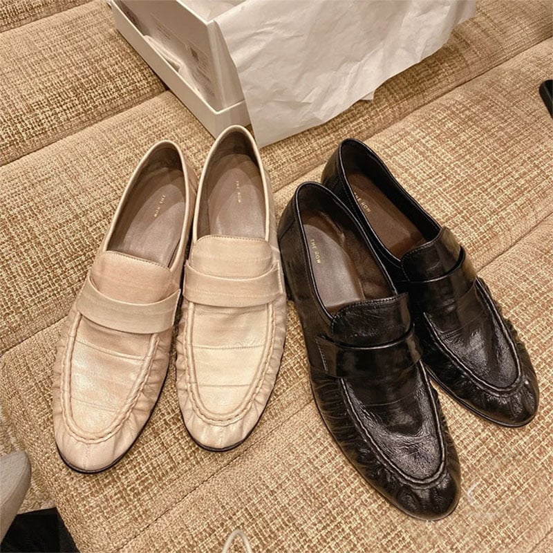 Loferice od eel kože, okrugli vrh, visok pet 6-8 cm, podstava od ovčje kože