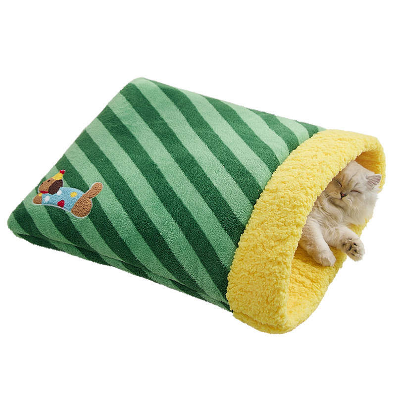 Cuib de pisică în sac de dormit pentru iarnă, design închis pentru siguranță — potrivit pentru mai multe pisici | Material: pânză • Marcă: Nine pets • Destinat obiect: Pisică • Categoria: Cuib de pisică, cușcă