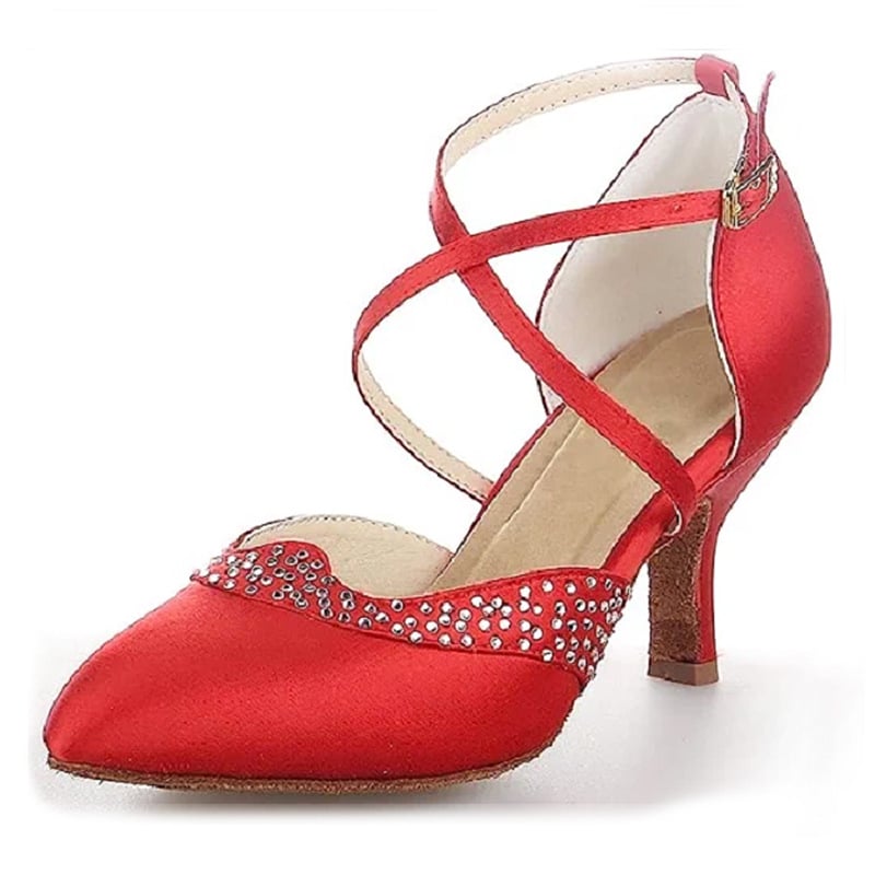 Modern és latin táncra való tánccipő, felső rész selyem, talp velúr, lélegző és könnyű