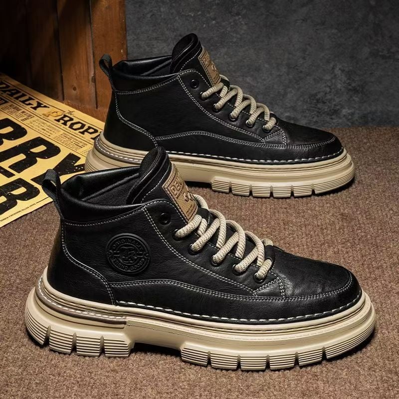 Férfi Chelsea bakancs, középmagas, mű PU felsőrész, PVC talp, 3-5 cm sarokmagasság, elöl kötődés