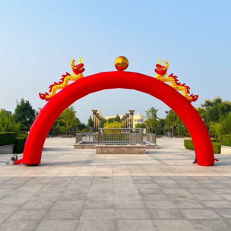 Vjenčani nafukljivi luk sa svjetlom – motiv Drak i Feniks, Oxford tkanina, pakiranje u torbu, LGQ/M marka, za vjenčanja