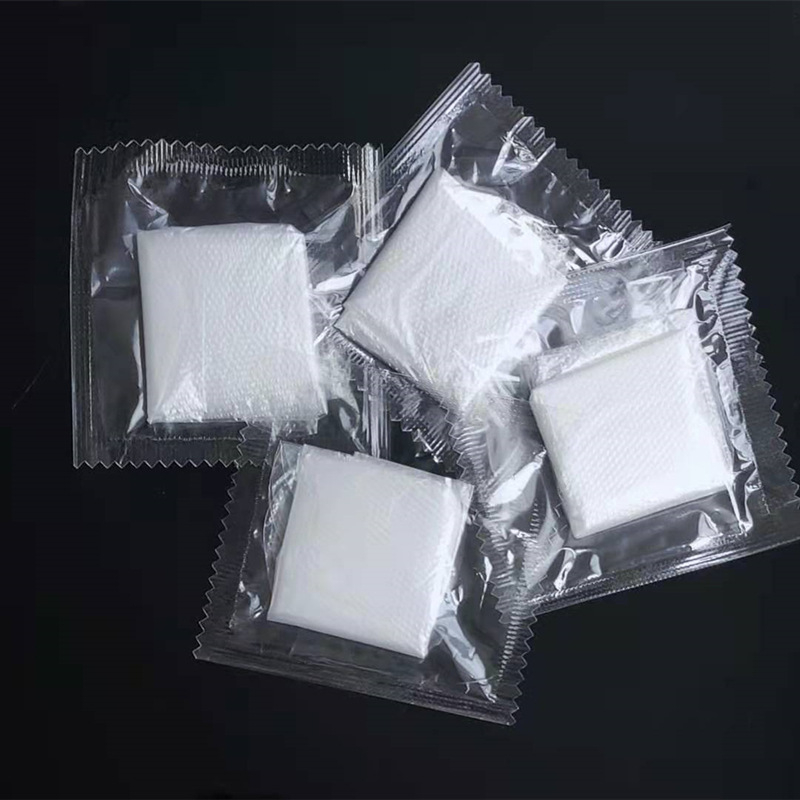 Jednokratne rukavice, individualno pakirane, proziran prehrambeni plast, za dostavu hrane