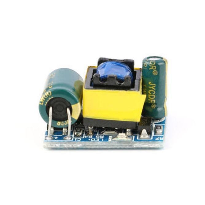Izolirani AC-DC buck modul (ulaz 220V, izlaz 5V/12V, 300/400/700mA, 3.5W)