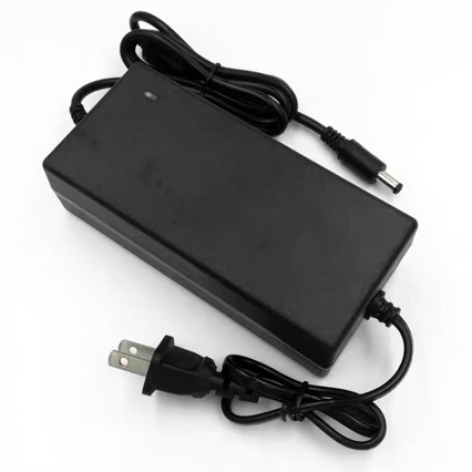 DC-DC захранване с превключване, вход 24V, изход 24V, 72W, ефективност 98%, монтаж: AC вход – DC изход