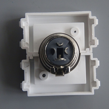 128-typ dvojpolový 3-core modul pre nástennú zásuvku