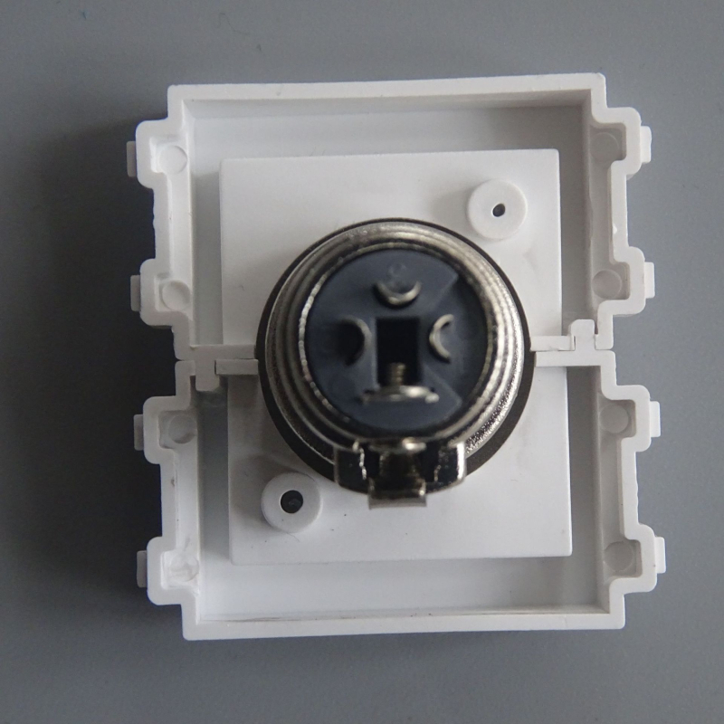 128-typ dvojpolový 3-core modul pre nástennú zásuvku