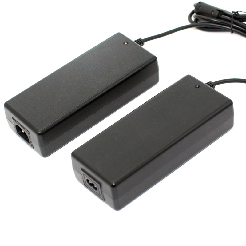 BSG 150W sorozatú tápegység kettős kimenettel: 12V 12.5A és 19V 8A