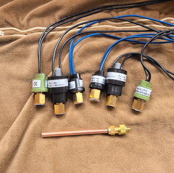 Centrálny klimatizácia – riadiaci spínač diferenciálneho tlaku pre tepelné čerpadlo, ochrana tlaku v chladiacej skrinke (3C certifikát, 50–440V, -5℃…40℃, ochrana toku tepla)