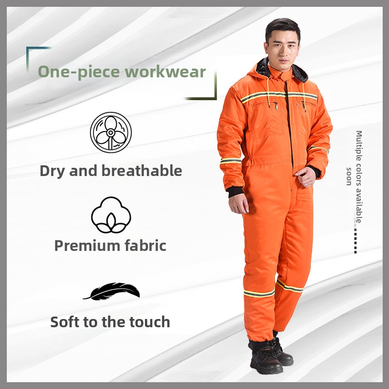 Pánske kamuflážne kombinézy, voľný strih, jednovrstvá pracovná kombinéza z bavlno-poliesterového vlákna s podšívkou z polyesteru; proti znečisteniu a dekontaminácii; vhodné pre zváranie, maľovanie, opravy strojov a chov.