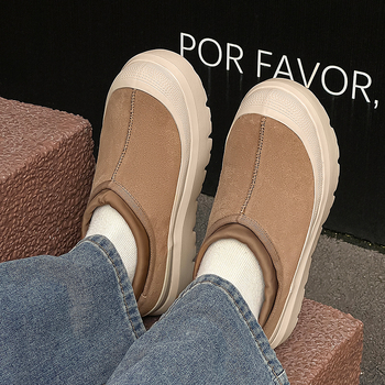 Botine de zăpadă cu blană integrată, unisex; partea superioară: blană integrată, căptușeală interioară de pluș scurt artificial, talpă din cauciuc, toc mediu 3–5 cm