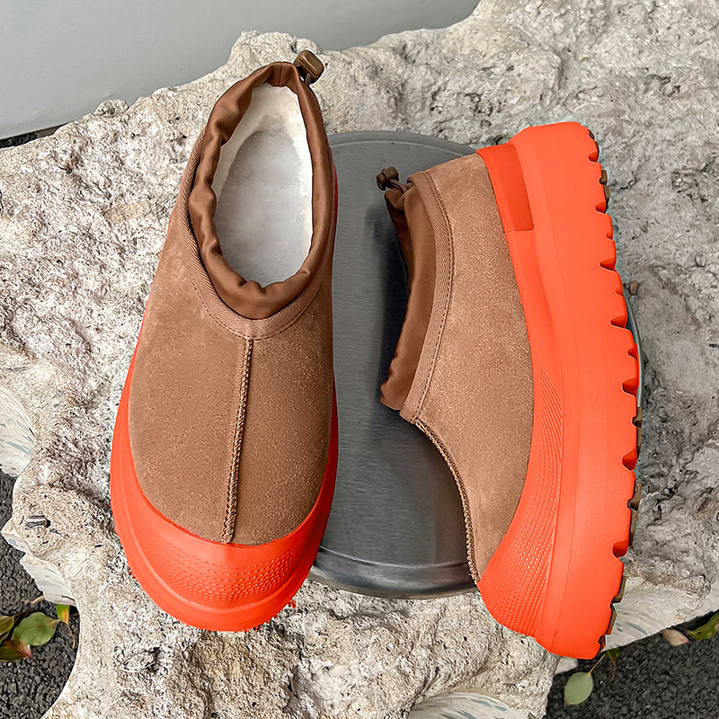 Botine de zăpadă cu blană integrată, unisex; partea superioară: blană integrată, căptușeală interioară de pluș scurt artificial, talpă din cauciuc, toc mediu 3–5 cm