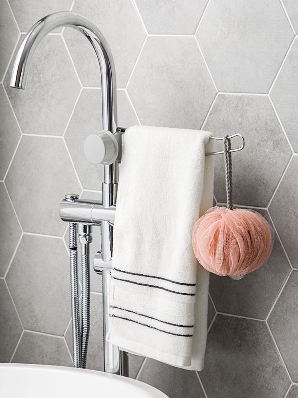 Raft de prosoape din oțel inoxidabil, două etaje, finisaj electrooxidativ, stil modern minimalist, încărcare 10 kg