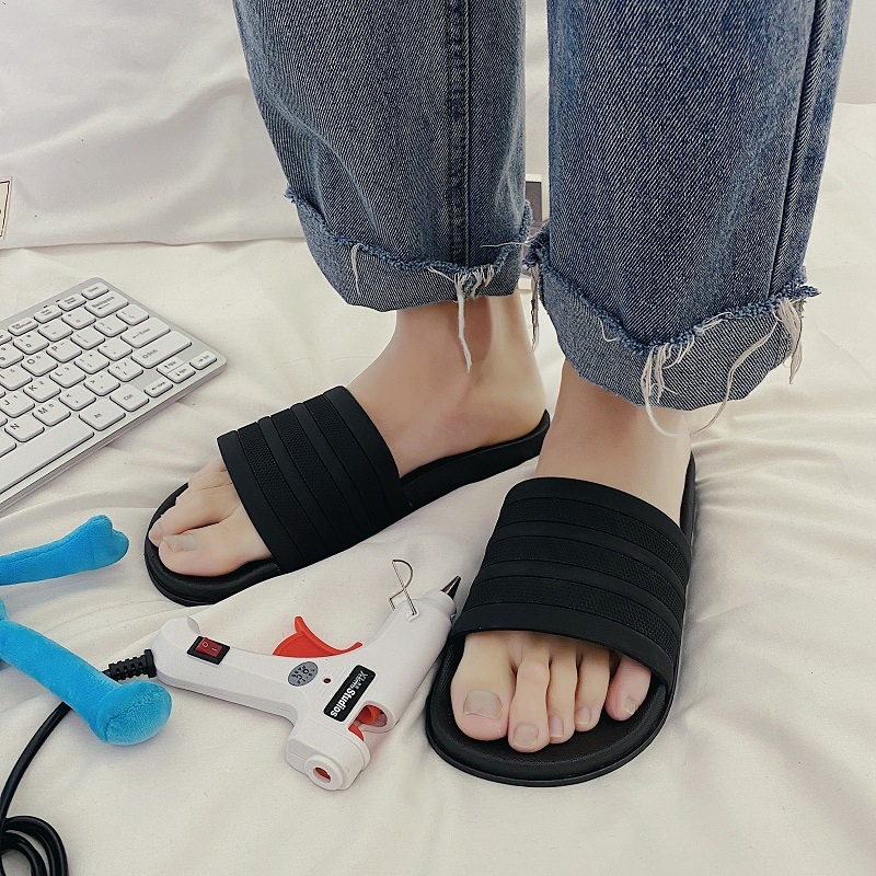 Muške ljetne japanke s korejskim stilom i tri crte, otvoren prst, casual sandale za plažu; gornji dio PVC, đon PVC, đon injekcijskom tehnologijom