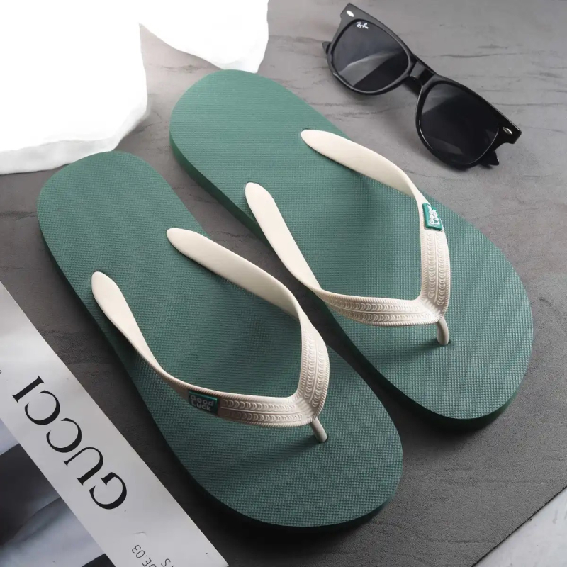 Férfi PVC papucs buborékos talppal, nyitott lábujj, csúszásmentes, gyorsan száradó