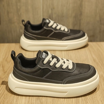 Unisex tenisice — gornji dio od mikrovlaknast kože, niski pet 1–3 cm, đon od pjene i gume, injekcijski oblikovan đon, vezanje šnurkama