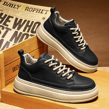 Muške tenisice s gornjim dijelom od super vlakna, unutrašnjost od umjetnog kratkog pliša, okrugli nos, vezanje, niski kroj