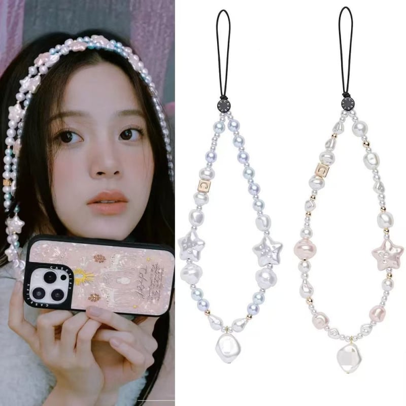 Narukvica za telefon na zapešće inspirirana Ouyang Nana — motiv šume i bijeli jelen (Materijal: matična biserna; Tip: narukvica za zapešće; Izlazak: proljeće 2025)