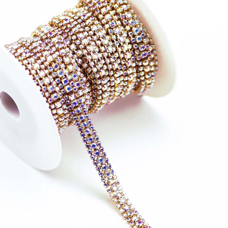 Troredna kandžasta lanac s rhinestones na elektroplatiranom metalu – dodatak za DIY nakit