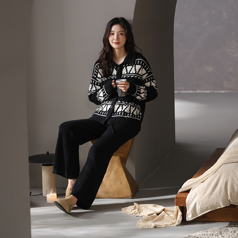 Σετ πιτζάμας δύο τεμαχίων – ύφασμα ήμι-βελούδου, cardigan με σταθερό γιακά, μακριά παντελόνια, 100% πολυεστέρας, πολύ παχύ 351–400 g/m²