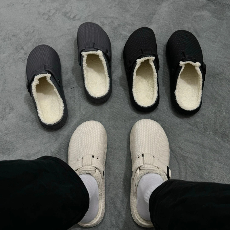 Papuče za muškarce: pliš papuče od pamuka Birkenstock stil, jesen-zima 2024; gornji materijal: guma; podstava: pliš; zatvaranje: slip-on